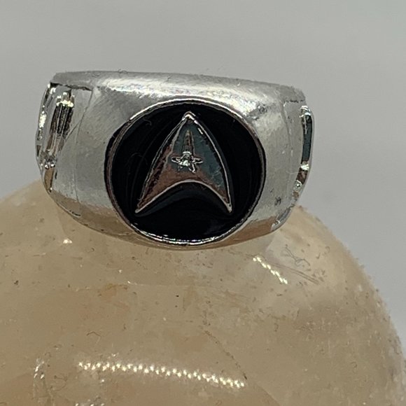 Star Trek Mens ring Silver plated Size 9 or 8 - Picture 8 of 10